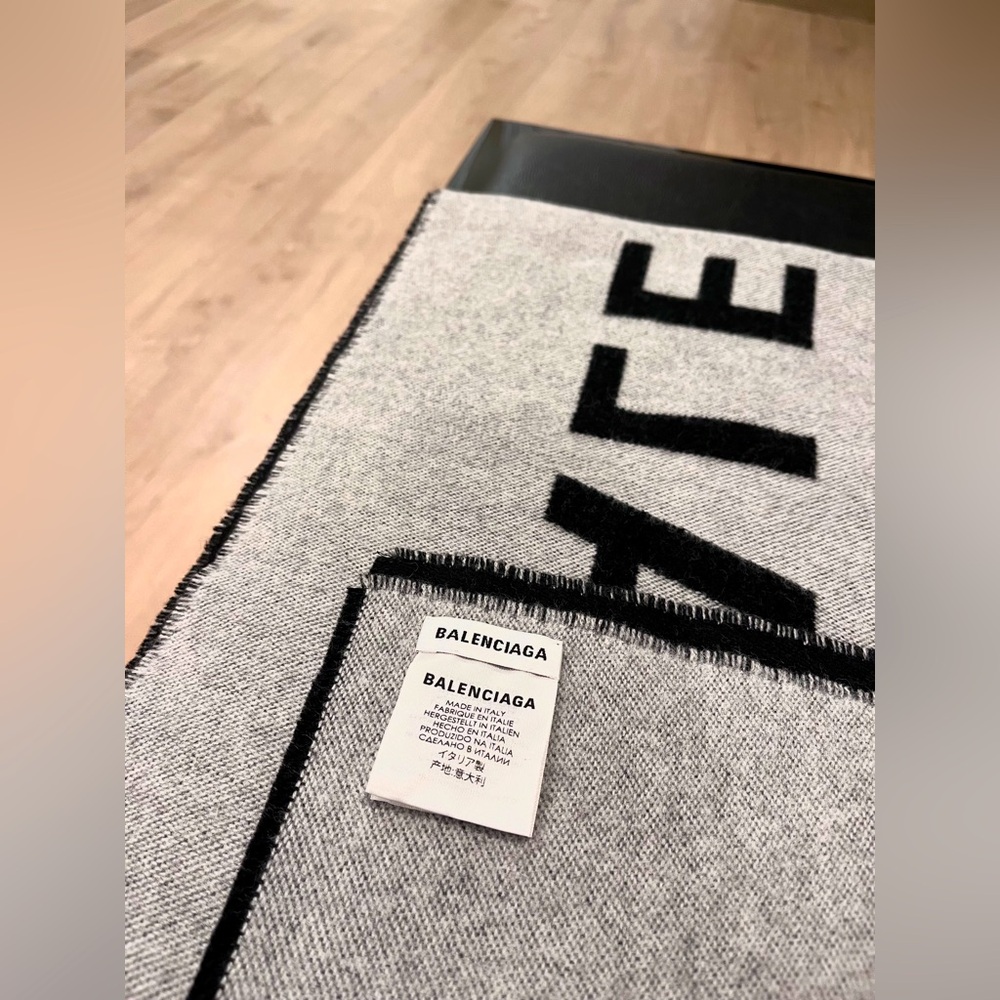 Balenciaga Reversible, Two-Tone Soft Wool Scarf